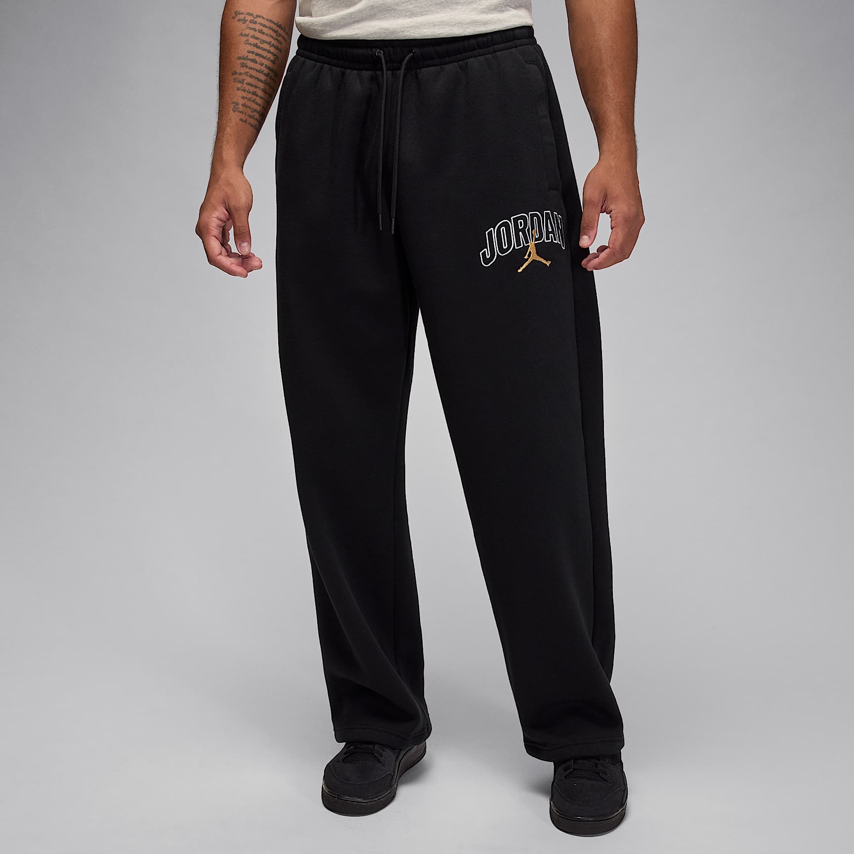Jordan Brooklyn Fleece Men's Oversized Open-Hem Trousers. Nike IL